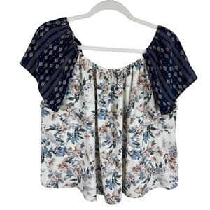 ee:some Floral Flutter Short Sleeve Flowy Scoop Neck Lightweight Blouse Size L
